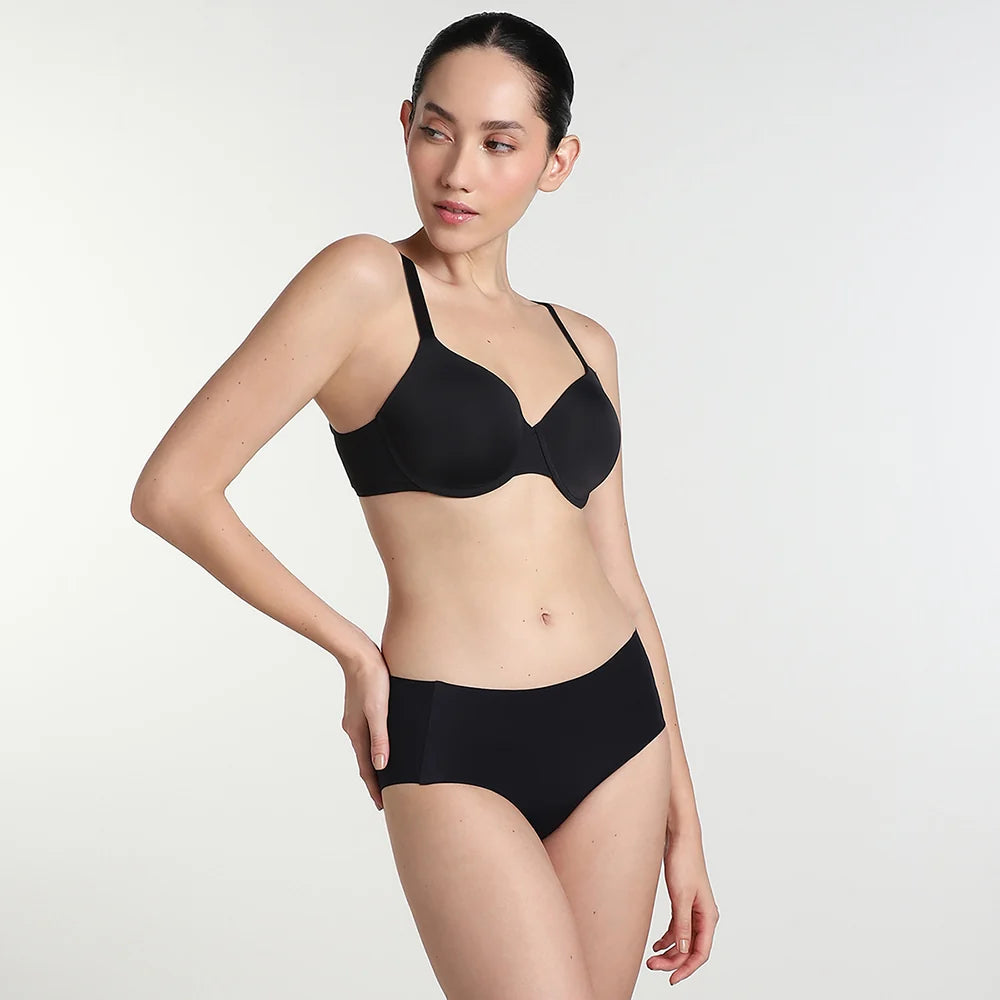 Elegance Padded T-shirt Bra Black